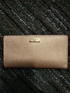 Kate Spade Stacy Laurel Way Wallet Rose Gold Zippers Pockets Card Holders Used